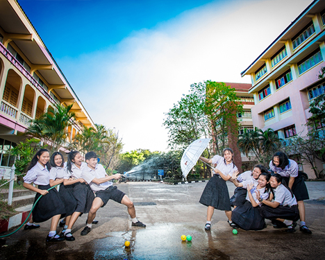 รับทำหนังสือรุ่น